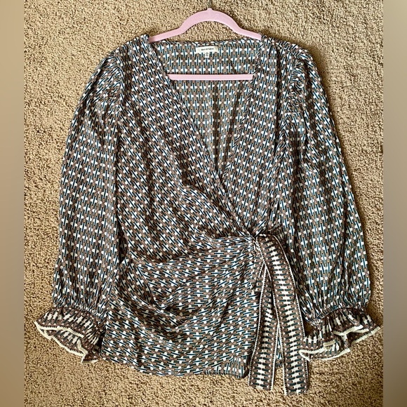 Max Studio Printed Wrap Style Long Sleeve Blouse - Picture 3 of 7